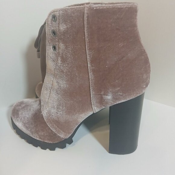 CALL  IT SPRING Women's Brown Suede Ankle High Boots Size 9US - Picture 2 of 10